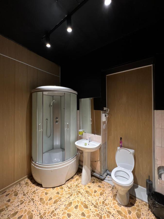 Capsule Hostel Karakol Luaran gambar