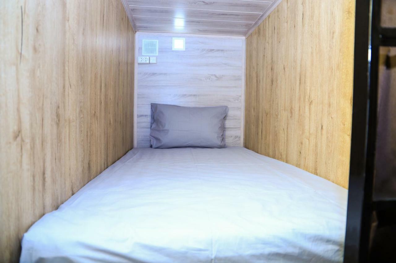 Capsule Hostel Karakol Luaran gambar